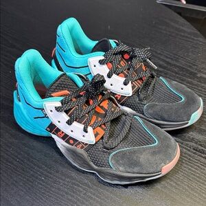 Nike Athletic Shoes in Black and Teal with Red Accents